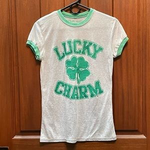 St Patrick’s Day T-shirt. Juniors fit, burnout material. Smoke free environment